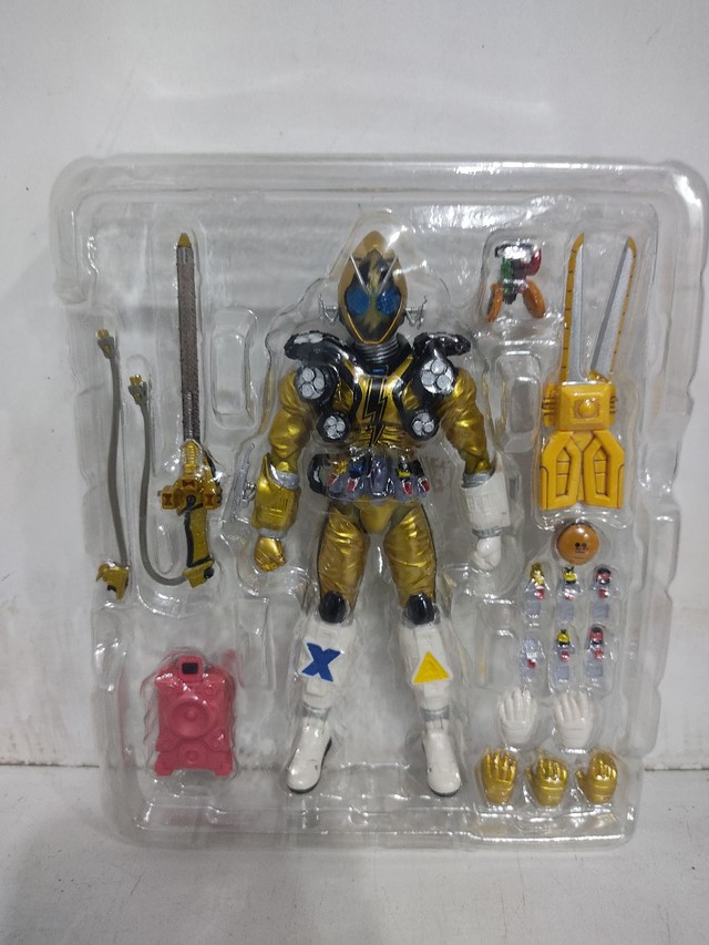 S.H. Figuarts Kamen Rider Fourze Elekstates - Foto 2