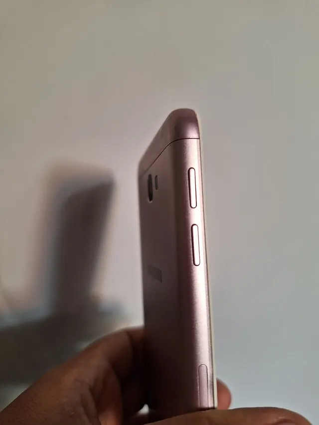 Celular j5 core  +434 anúncios na OLX Brasil