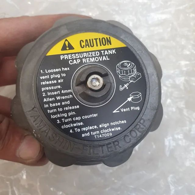 Escavadeira John deere tampa tanque óleo hidráulico nova original 4326285 - Foto 2