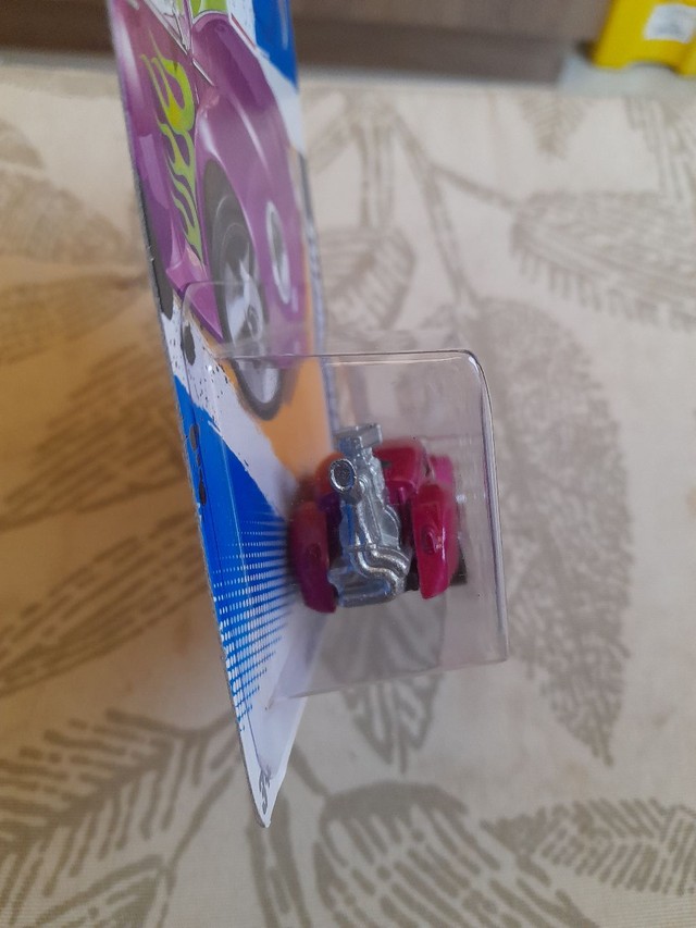 FUSCA HOT WHEELS VOLKSWAGEN BEETLE 2012 - Foto 4