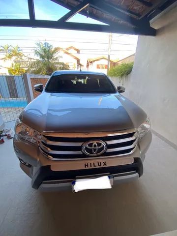 Hilux impecável. Flex 17 zerada baixo km.