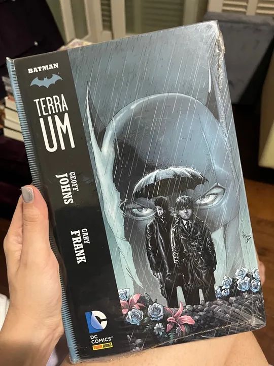 HQ Batman Terra Um - Geoff Johns e Gary Frank