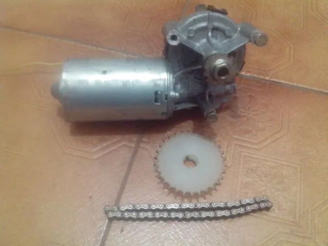 Motor\redutor 12vcc Coroa, pinhão e corrente,  48 rpm  - Foto 3