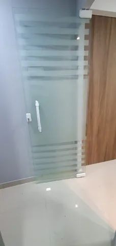 Porta de vidro com jateamento - Foto 5