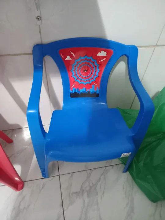 Cadeira infantil masculina