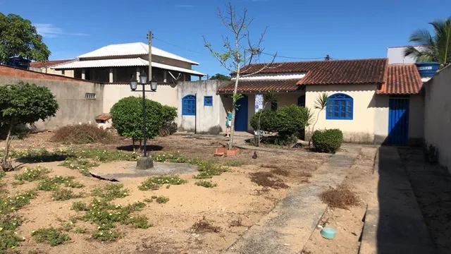 Casa em Cabo Frio proximo a praia3  quartos dois 2 banheiros sendo o maior com suite