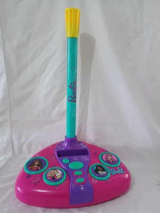 Karaoke fabuloso da Barbie funcionando falta microfone  - Foto 6