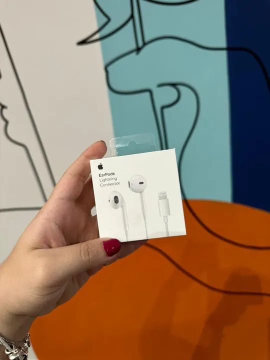 Apple EarPods com conector Lightning Branco