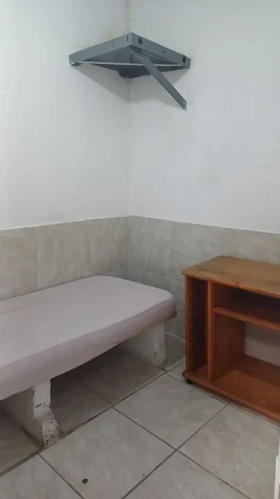 ALUGO QUARTO BAIRRO POMPEIA  $ 750,00 - Foto 4