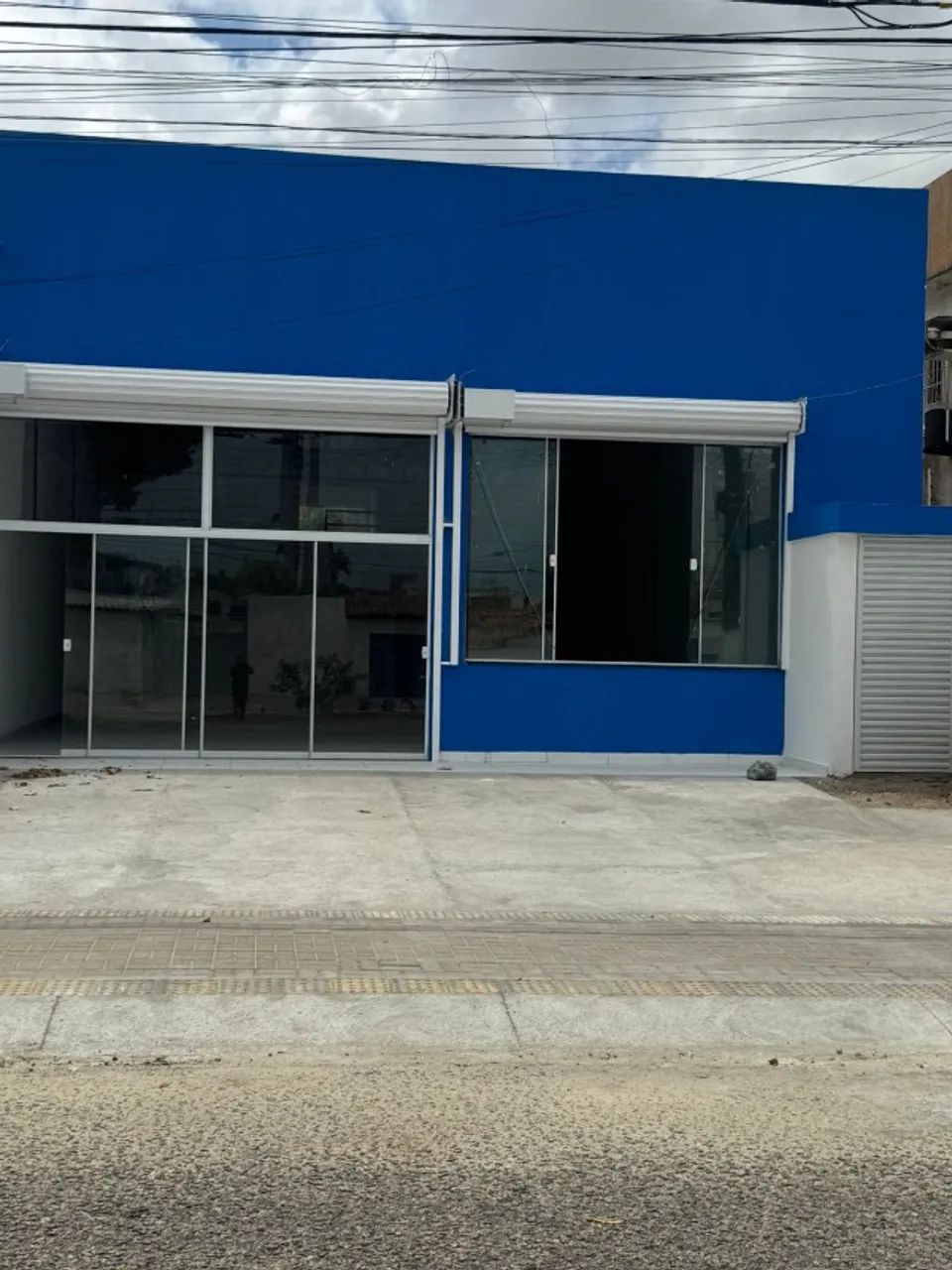 Alugo Prédio com 310m2, em Lagoa Nova