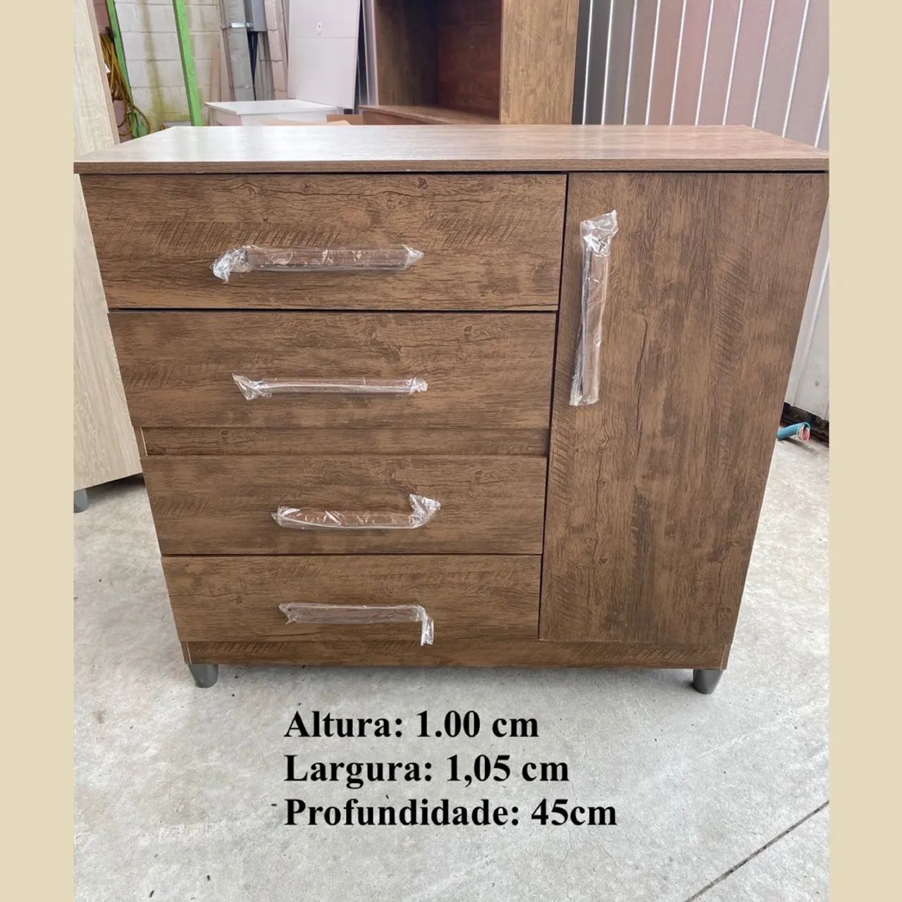 Cômoda com 4 gavetas - entrego hoje 
