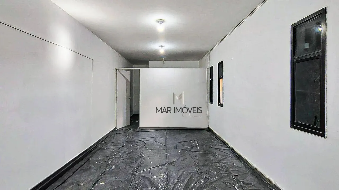 Sala comercial para locação na Praia das Pitangueiras em Guarujá - Mar Imóveis Prime