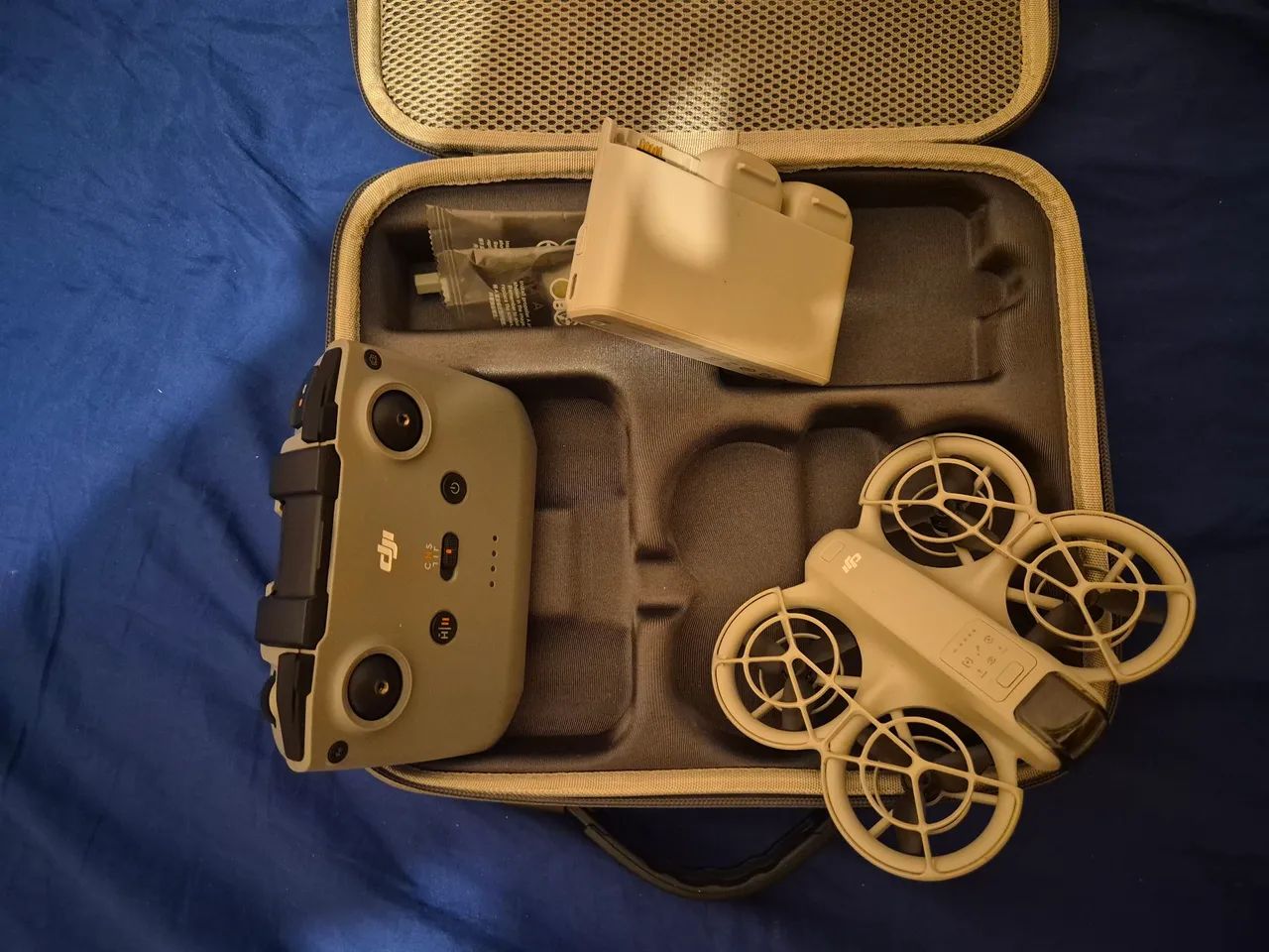 Drone DJI NEO completo  - Foto 3