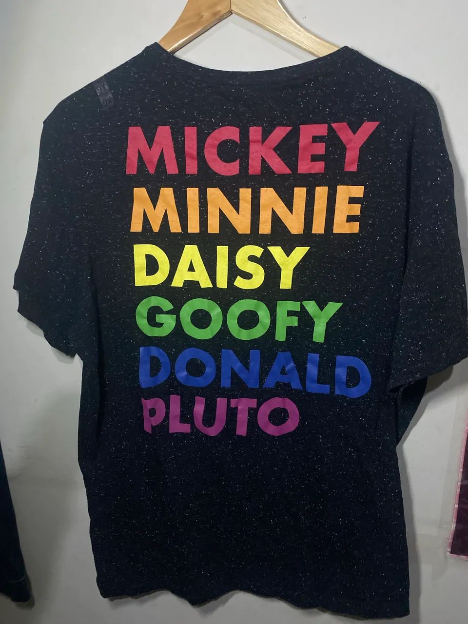 Camiseta Disney lgbt Mickey minnie pluto gg  - Foto 4