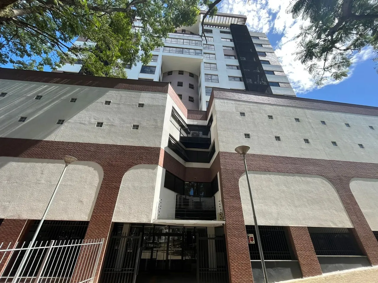 Excelente Sala Comercial para Locação ou Venda - Passeo Imprensa - Canoas