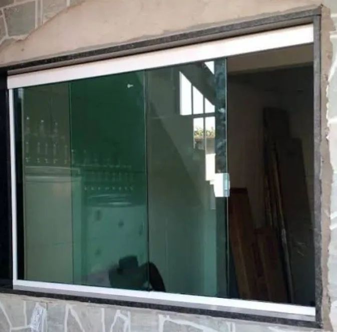 Montagem e manutenção de portas de madeira vidro e alumínio  - Foto 2