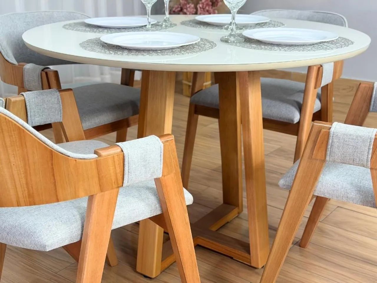 Mesa de Jantar Bali Circular 1.10×1.10m c/4 Cadeiras - Foto 3
