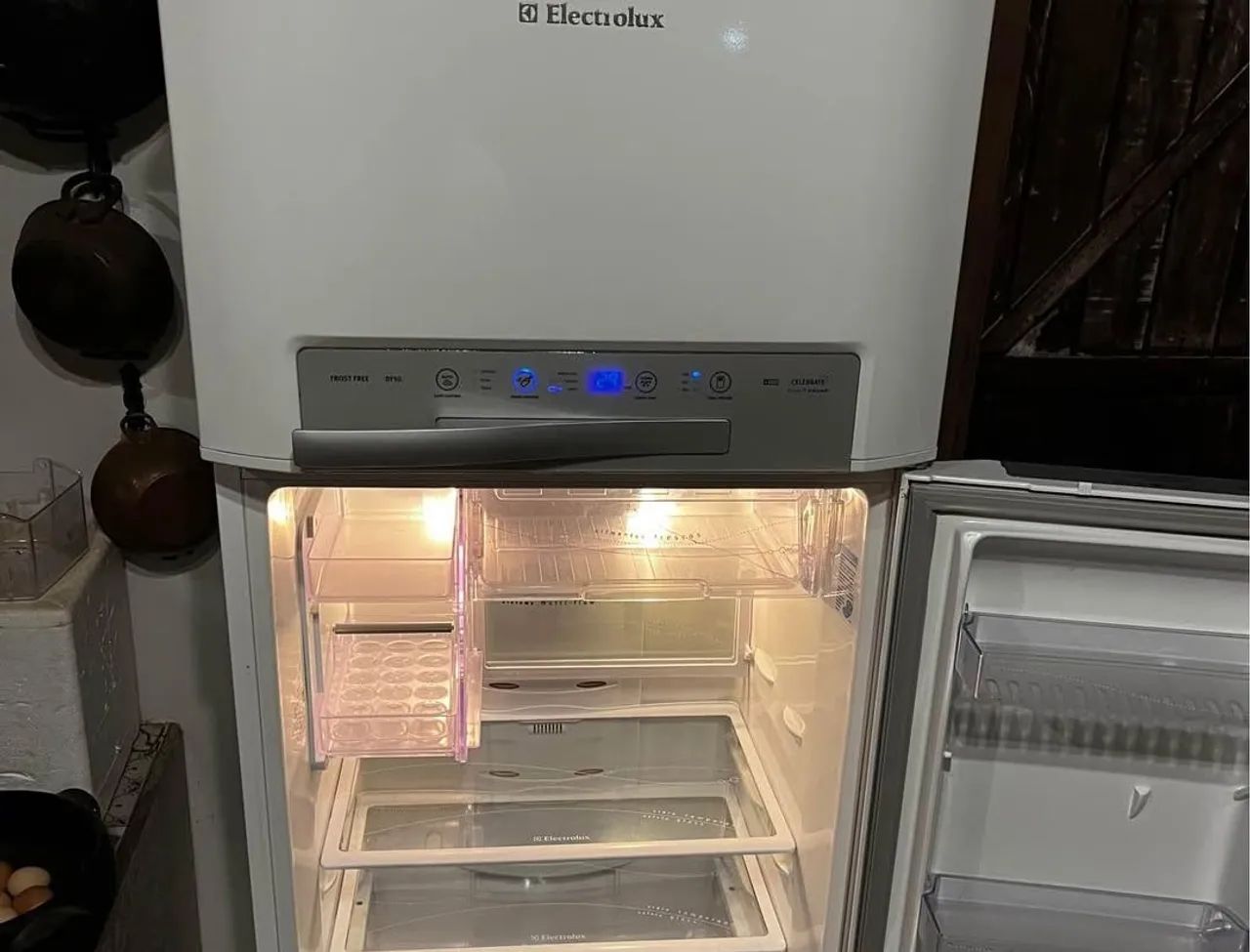 Geladeira Electrolux Duplex - Excelente estado - Foto 4