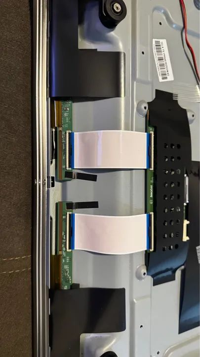 TV 58" Philco com tela quebrada - Foto 3