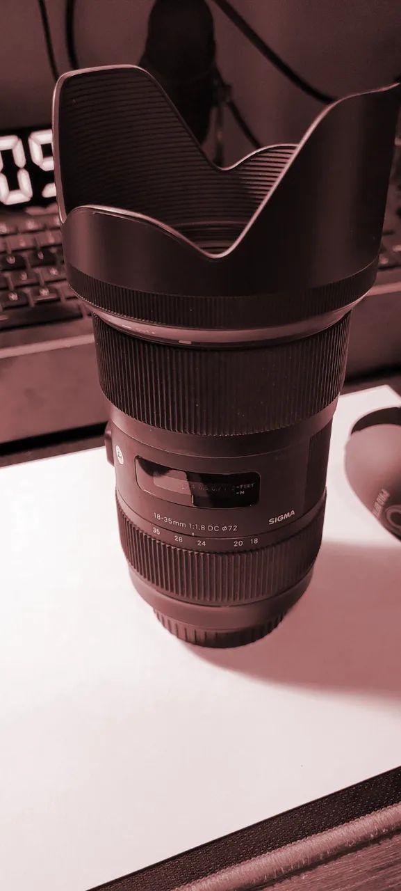Lente Sigma Art 18-35mm F1.8 - Foto 2