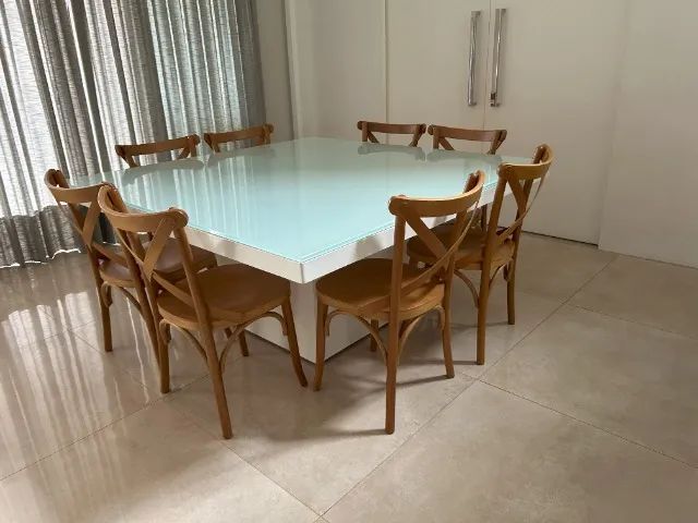 Conjunto 8 cadeiras X empilháveis em madeira maciça64352824379266122