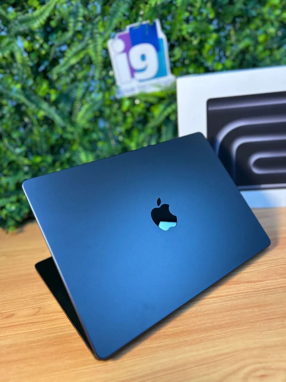 MacBook Pro 2023 A2992 M3 Pro 18GB RAM 512GB SSD Tela: 14