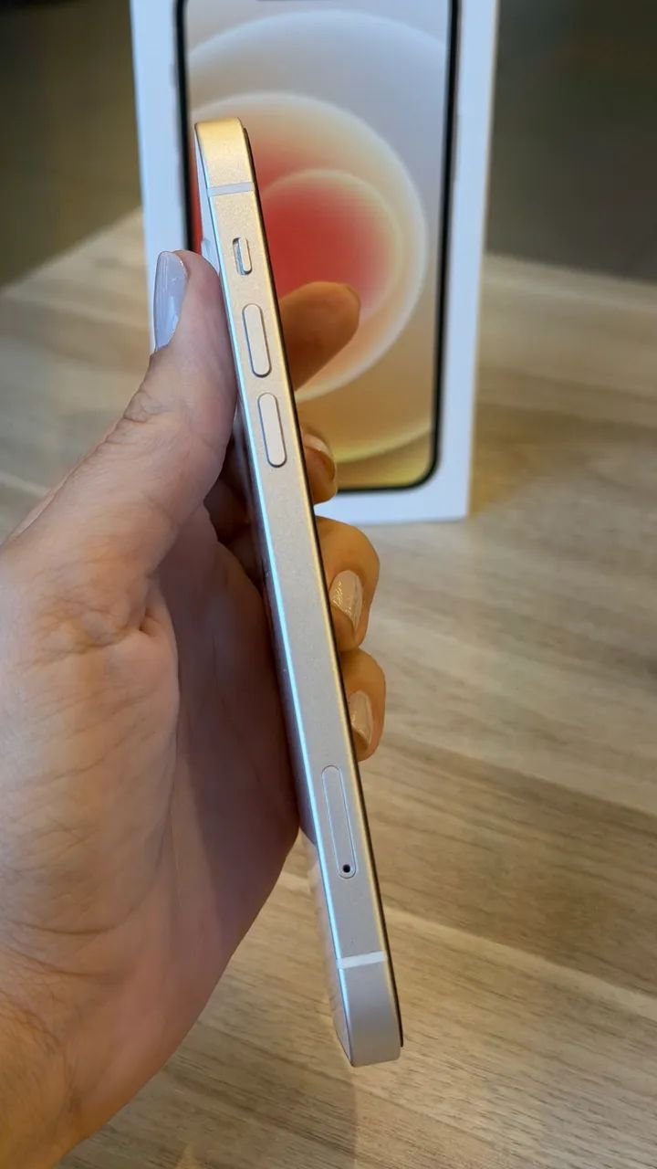 iPhone 12 64Gb 89% Branco - Seminovo - Foto 5