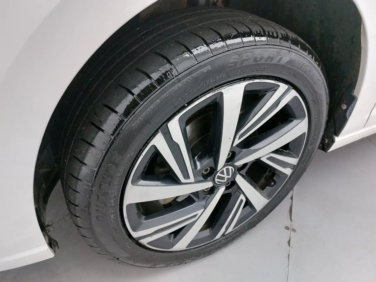 Volkswagen Virtus Highline 200 TSI 1.0 Flex 12V Aut, foto 11 de 18