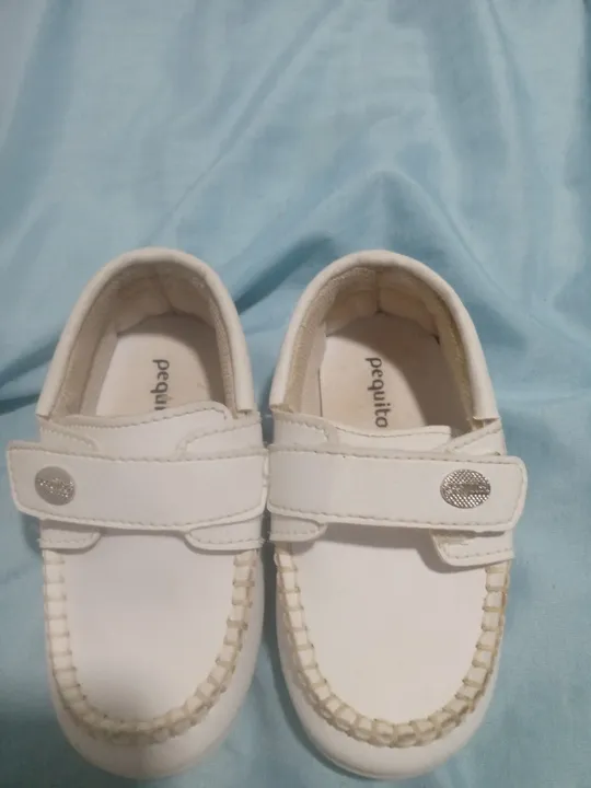 Sapato infantil,branco, masculino ,n 21 , preço 30,00