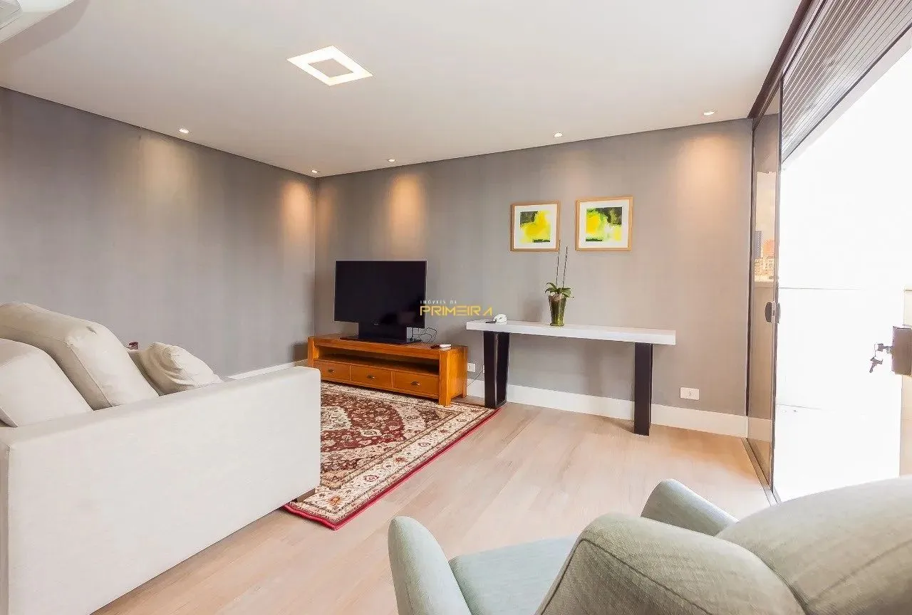 Sunrise Tower - Cobertura Duplex no Batel.