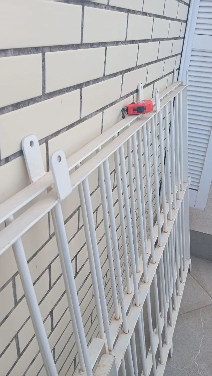 Grade de proteção para janela em ótimo estado