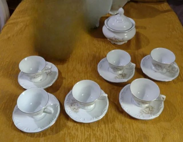 Porcelana Schmidt  com  filete de prata- Kit de xicaras e pires de café  com açucareiro - Foto 4