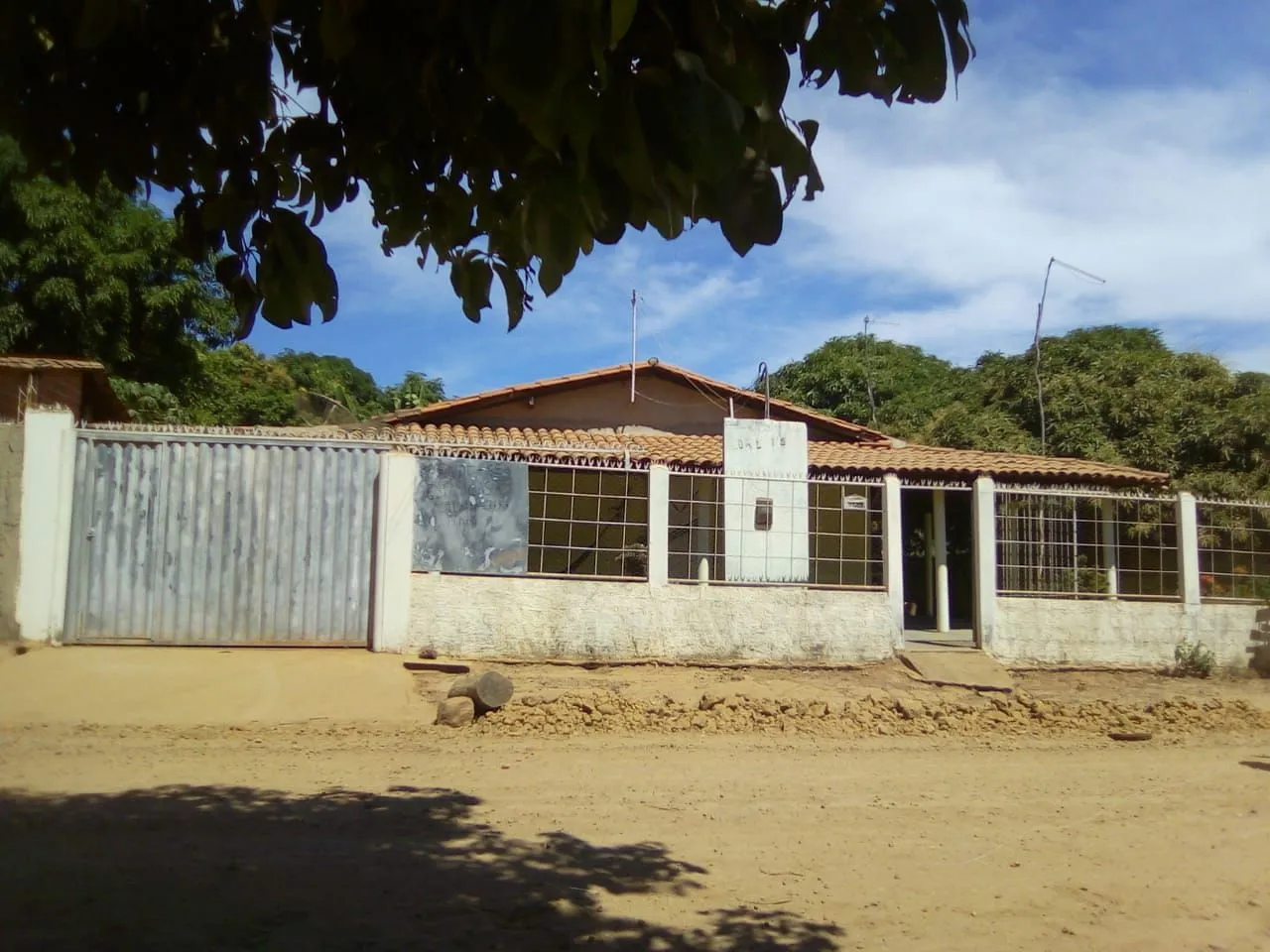 Vende-se casa chapadinha sul
