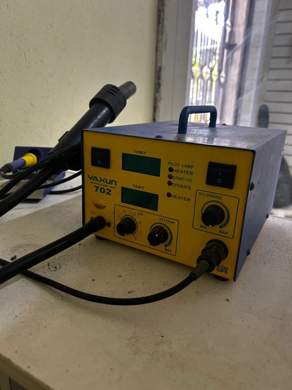 Estação de Solda Yaxun 702 + fonte assimétrica e separadora lcd 
