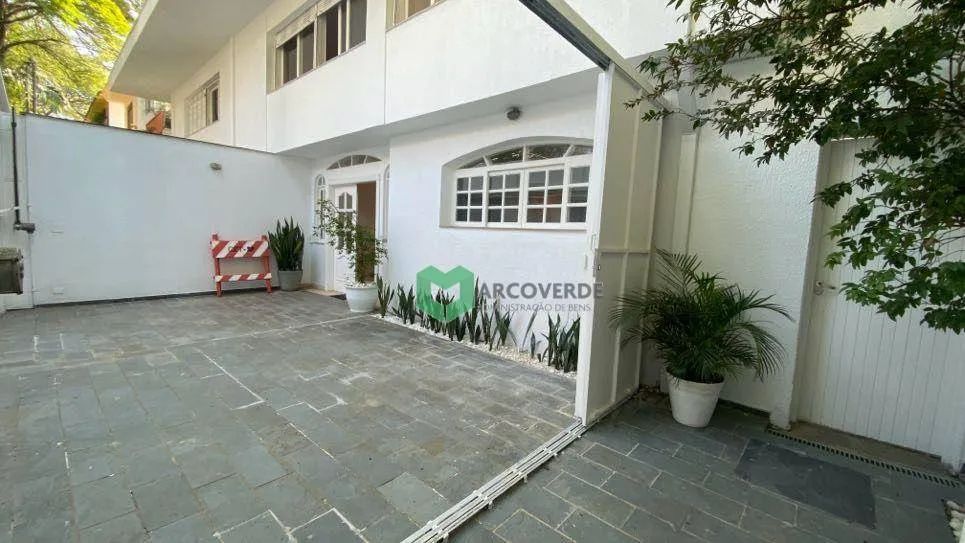 Casa com 4 dormitórios para alugar, 300 m² por R$ 13.100,00/mês - Vila Madalena - São Paul