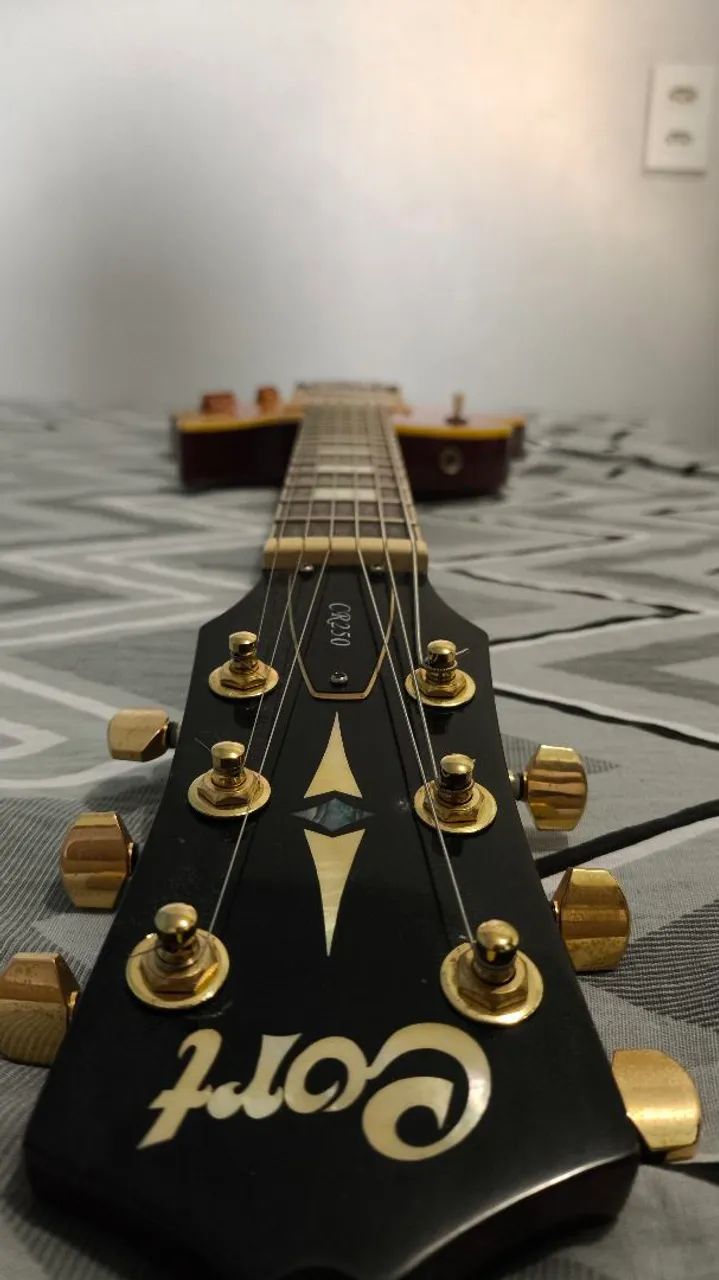 Venda ou troca : Guitarra Cort CR250