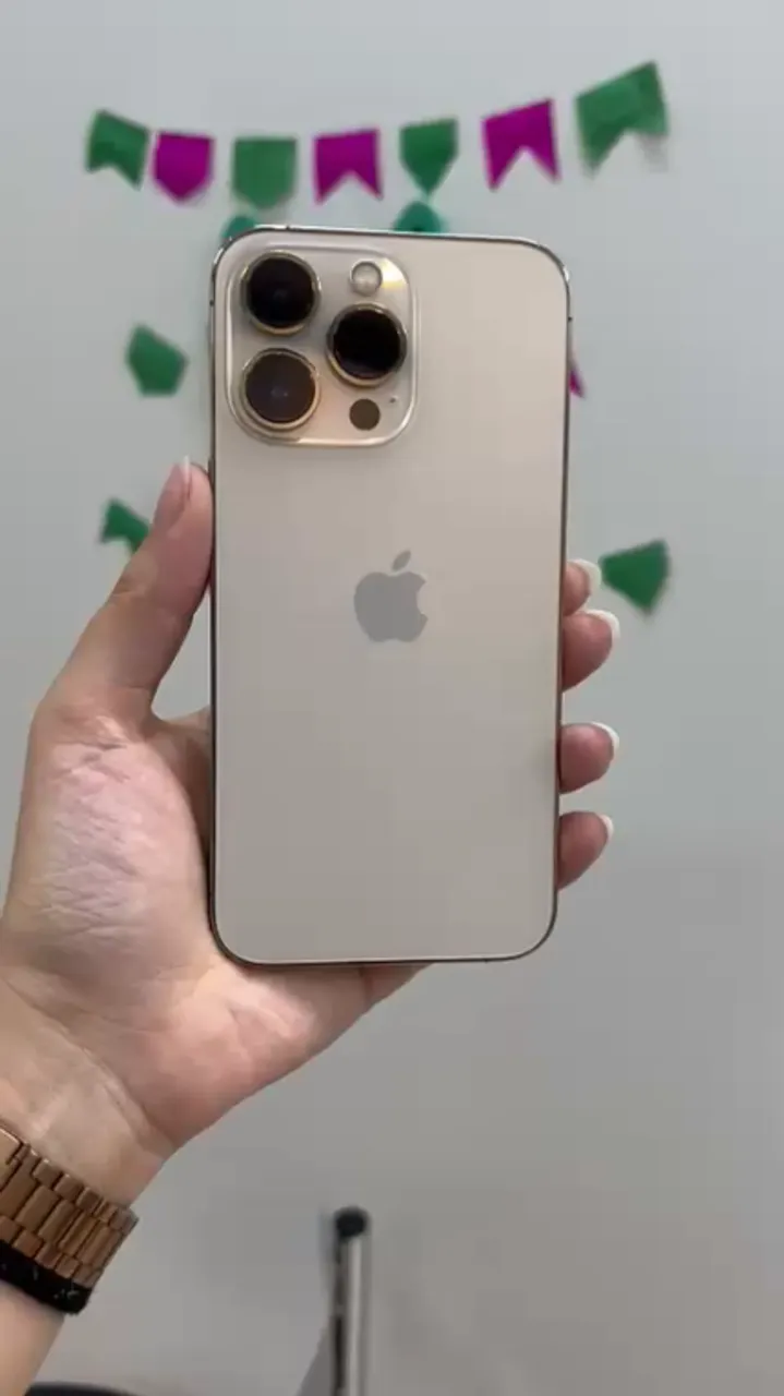 iPhone 13 Pro 256GB - Dourado - Seminovo - 89% Bateria - Loja Física BH