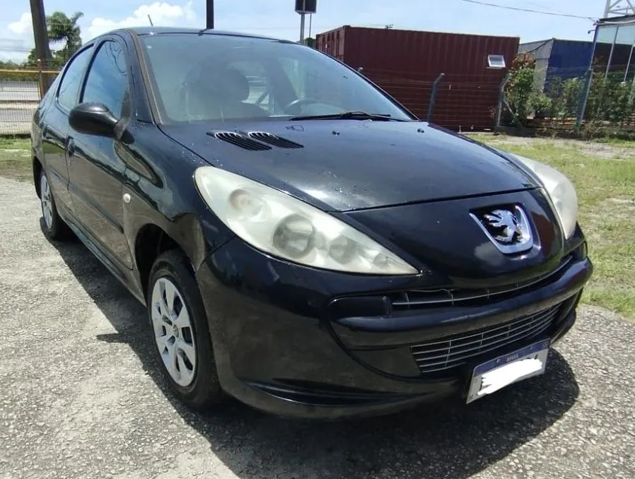 Peugeot 207 passion 1.4 sedan completo 2012  <br>