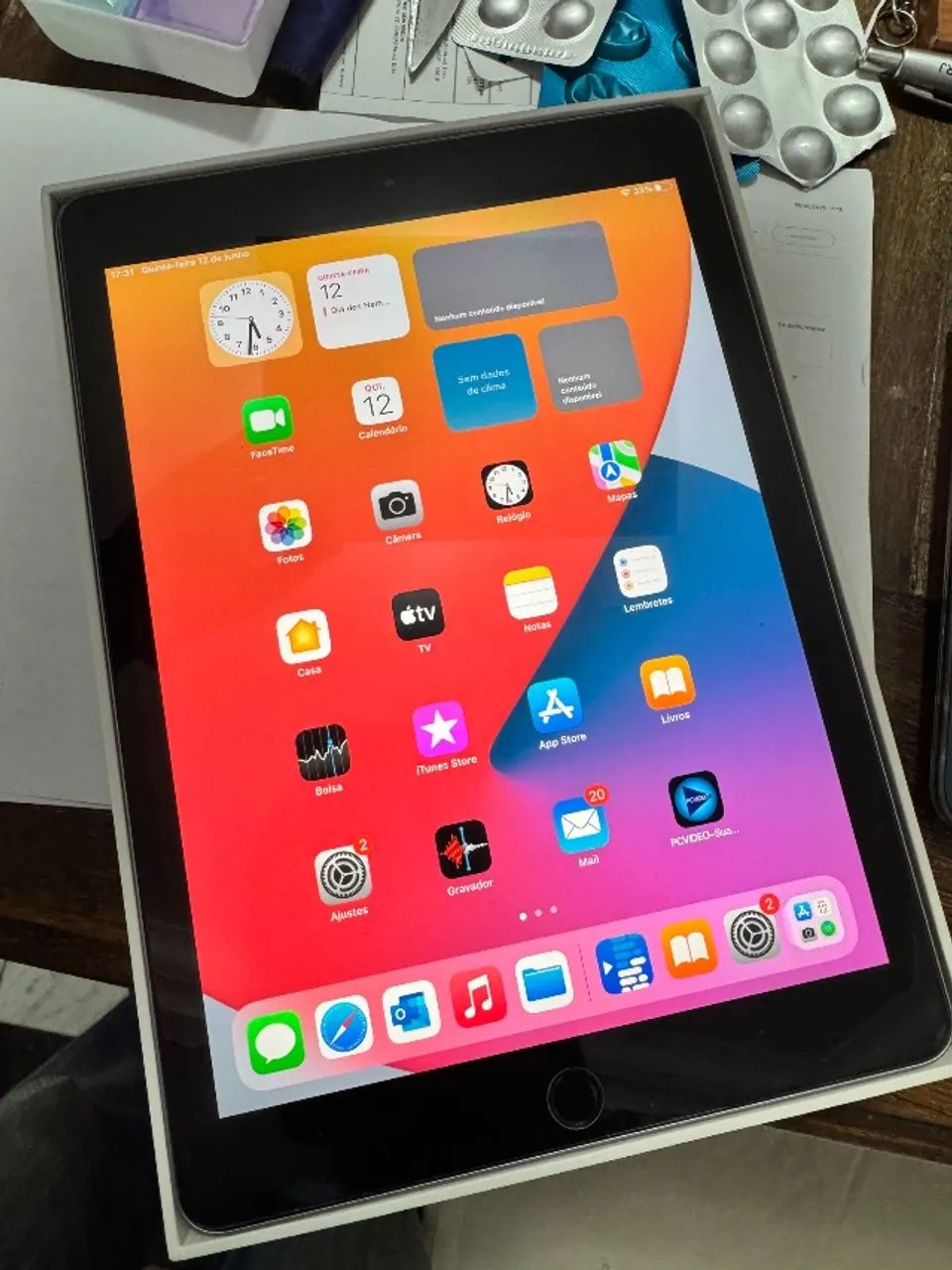 Ipad 5 geração 32Gb Wi-F na caixa original sem detalhes com os