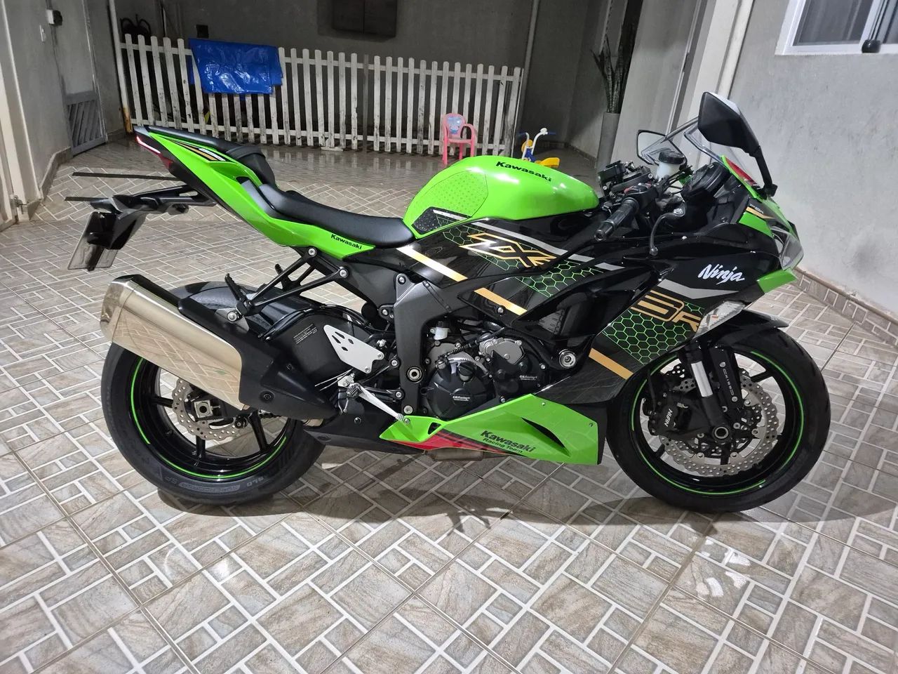 Kawasaki ninja zx6r 636 