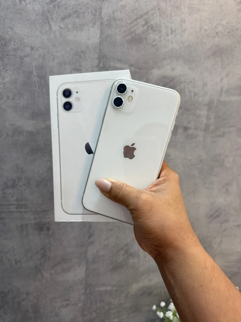 iPhone 11 semi novo