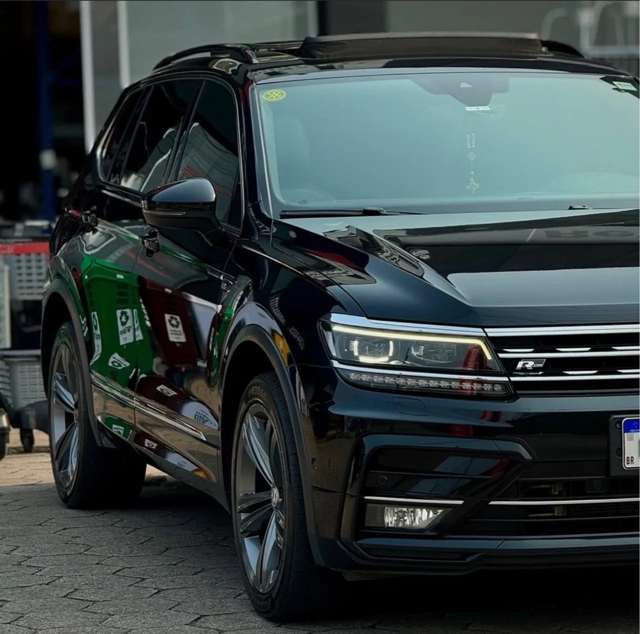 TIGUAN R-Line - 4x4 7 lugares OPORTUNIDADE