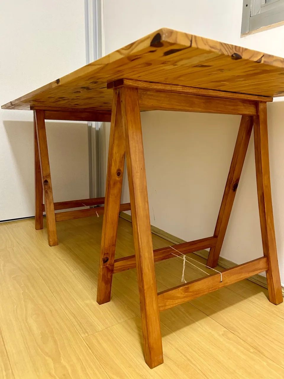 Mesa de Cavaletes em Pinus - Foto 3
