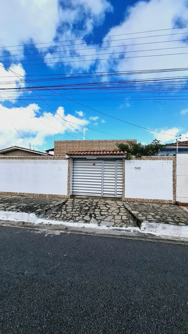 Casa 4 quartos e 2 suítes no Cristo Redentor
