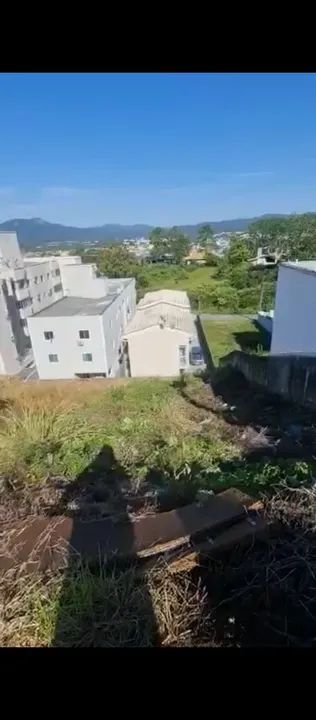 TERR. 360m2- ou  permuto! Forquilhas viab. 06 pav (atrás ed. Villa VICTORIA)