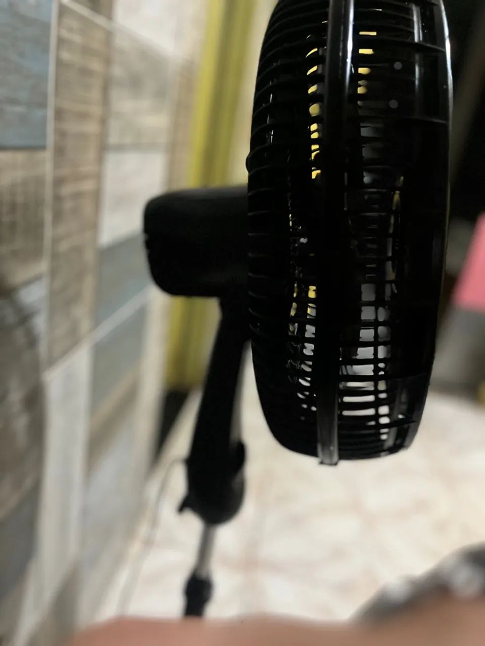 Ventilador de coluna Britânia 160W Turbo - Foto 3