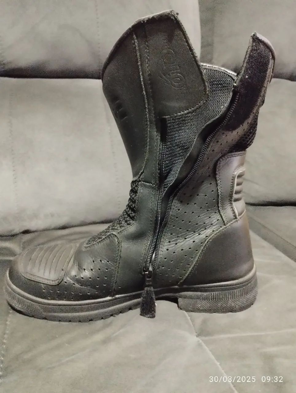 Botas de coturno- Preto - Foto 4
