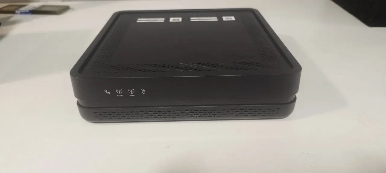 Modem fibra Roteador Wi-Fi 2.4Ghz e 5Ghz.