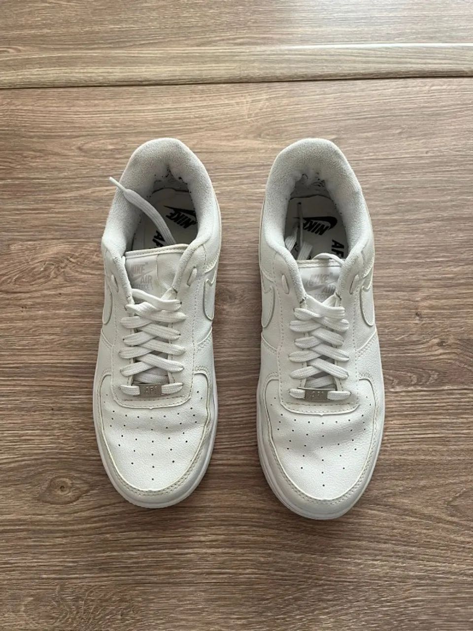 Tênis Nike Air Force 1 n:38 - Foto 2