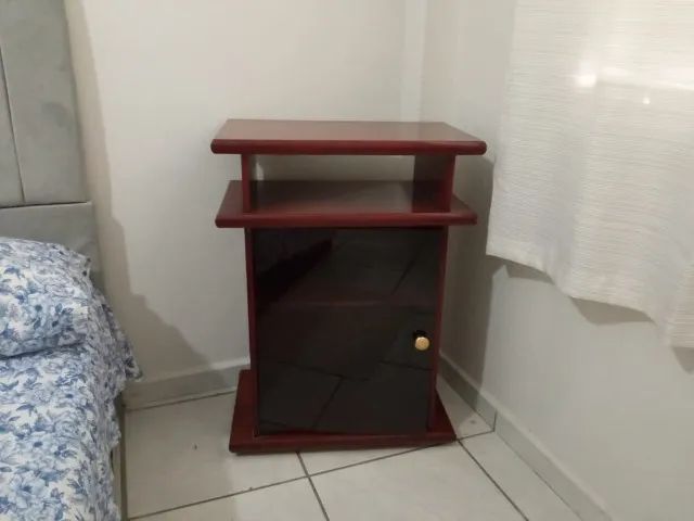 Mini Rack com porta de Vidro com rodinhas - Foto 5